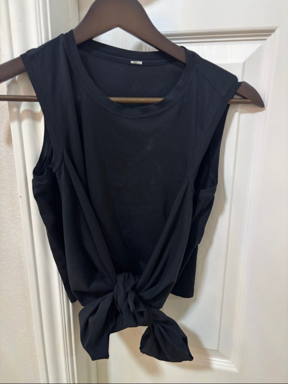 lululemon athletica Black Tie-Front Sleeveless Tank